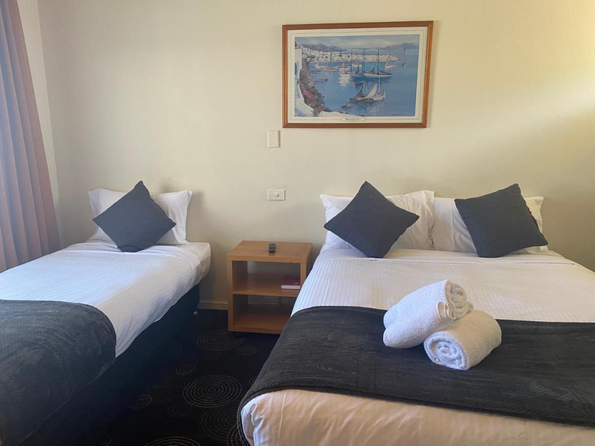 The Astor Hotel Motel Goulburn Exterior foto